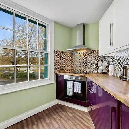 Appartement Harbourside Haven - Stylish For 8 *